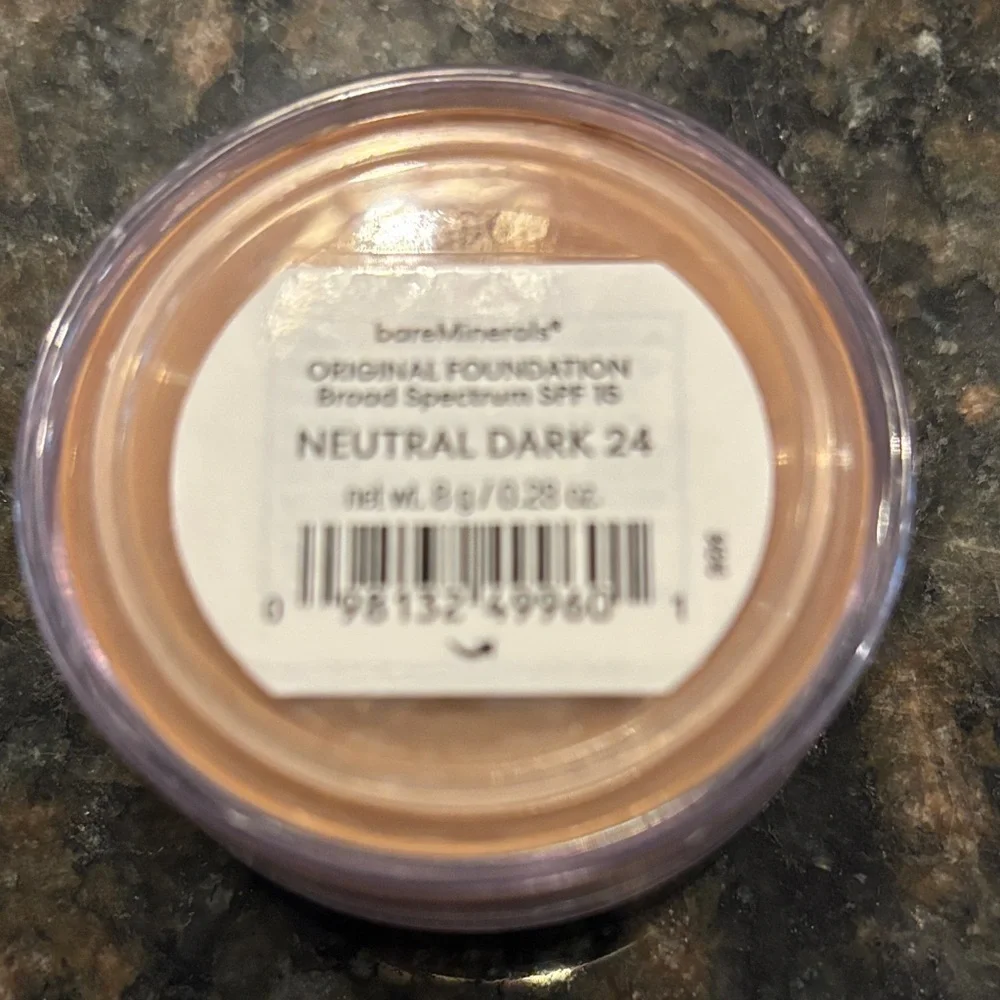 New bareMinerals Original Foundation neutral dark 24